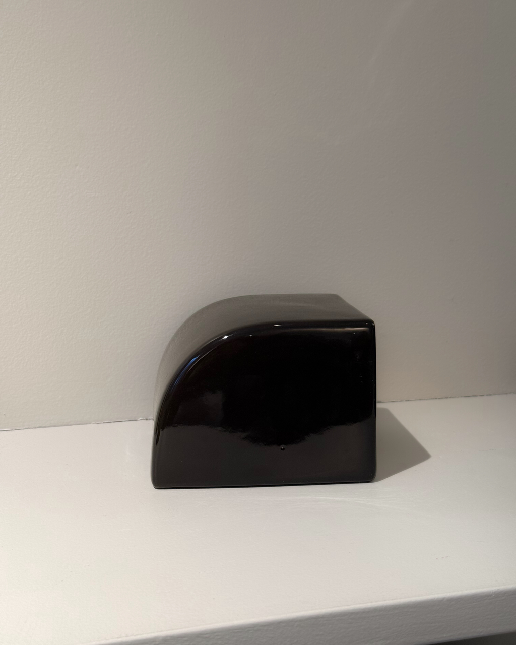 Porte papier en porcelaine