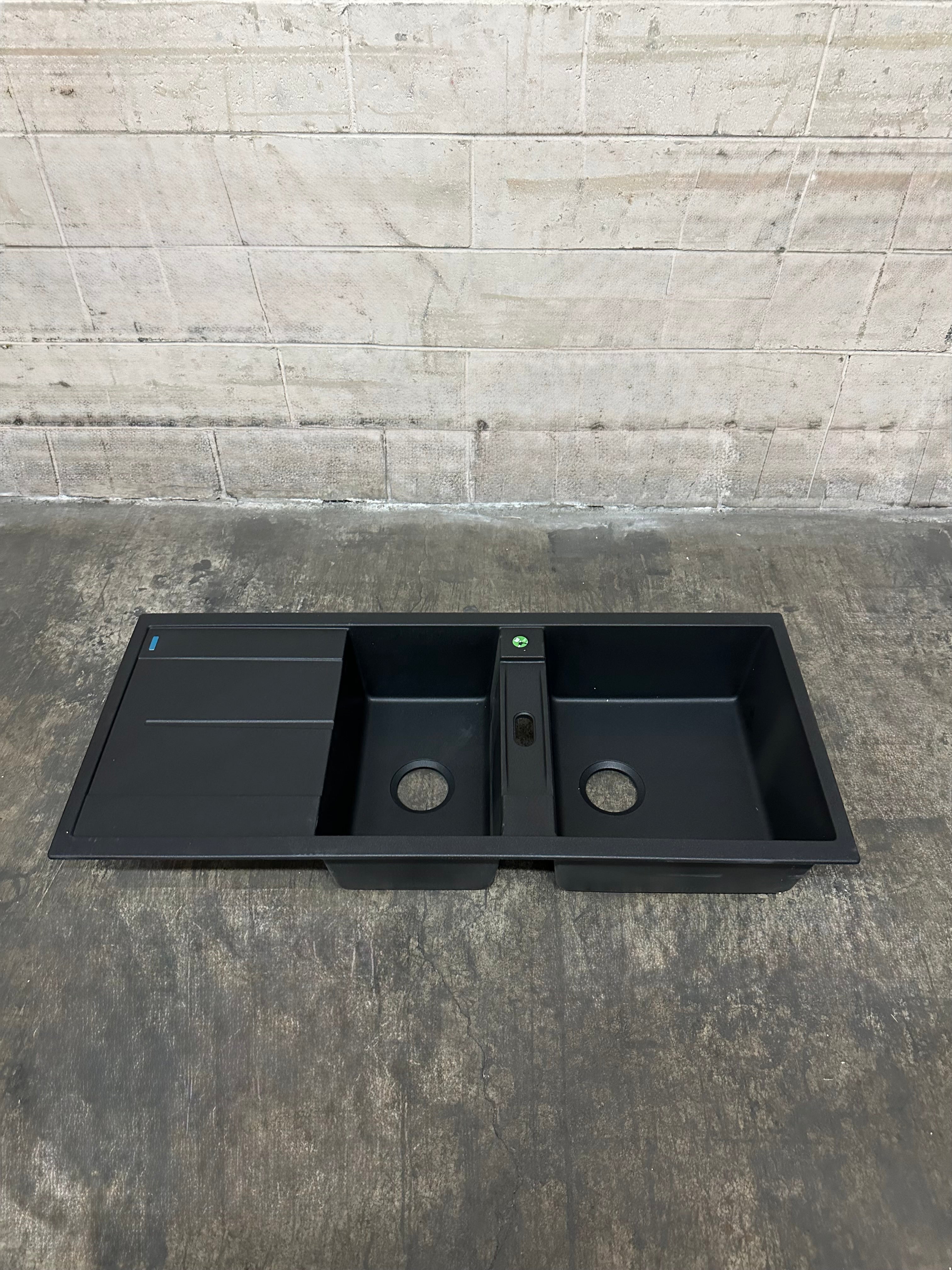 Évier Metra 8S anthracite 46 po