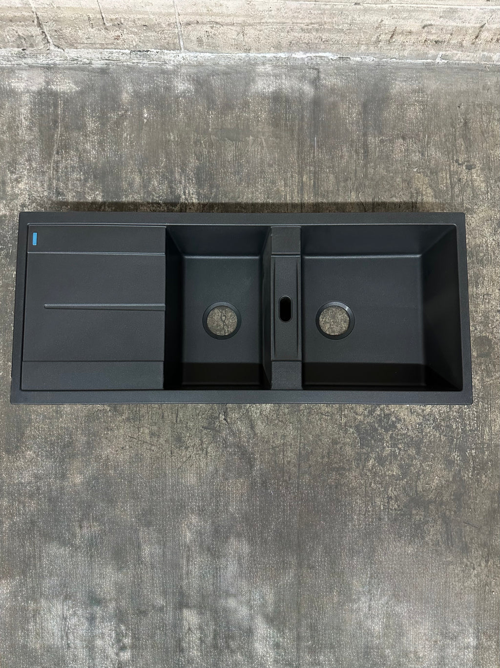 Évier Metra 8S anthracite 46 po