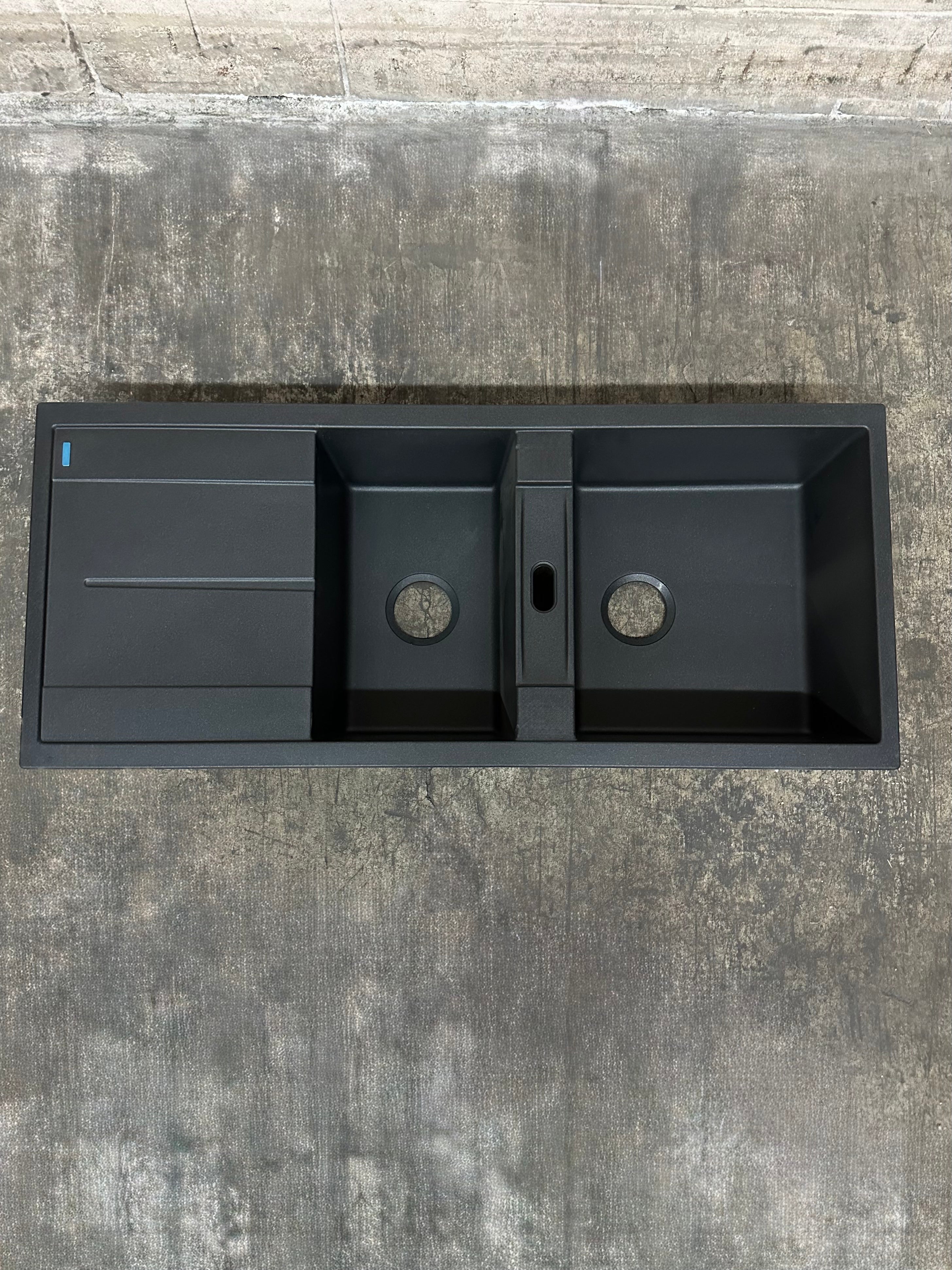 Évier Metra 8S anthracite 46 po