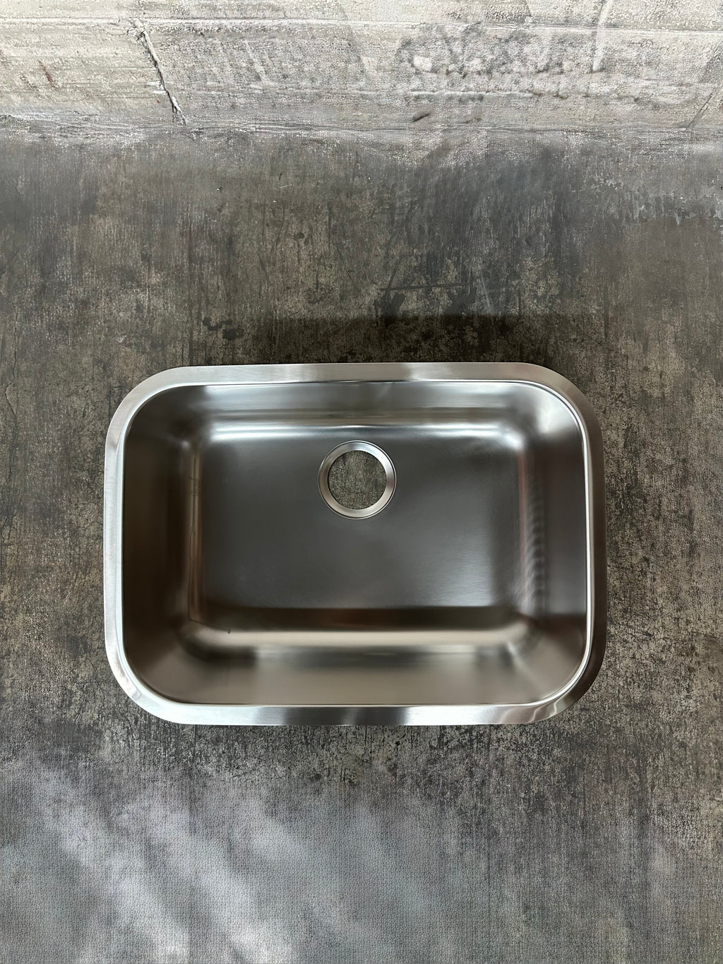 Évier de cuisine Essential U 24po