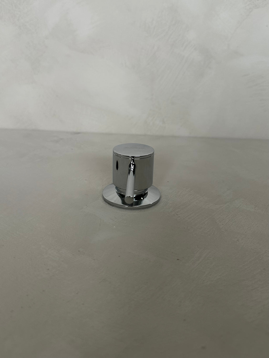 Pompe de savon encastré, Chrome