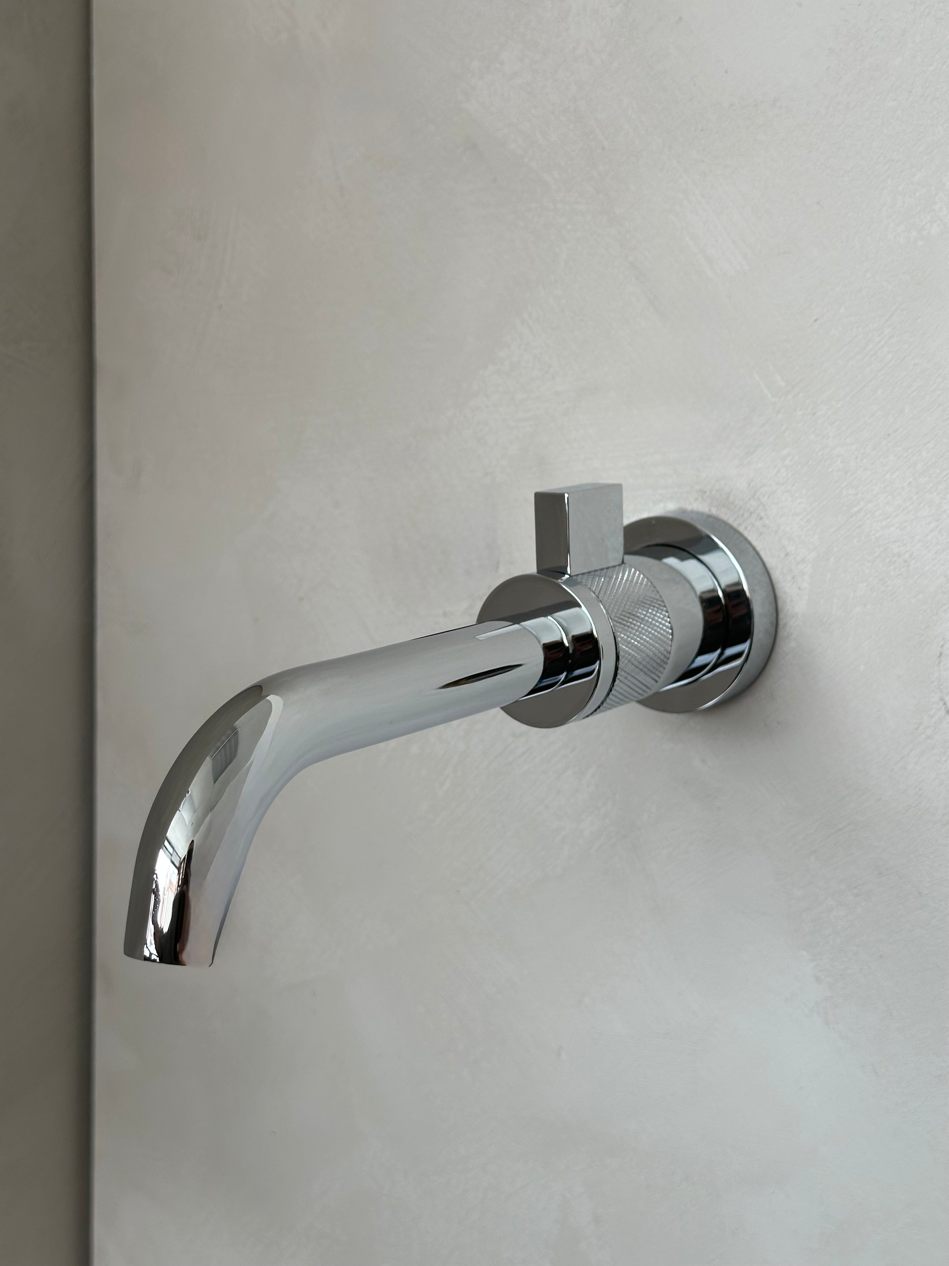 Robinet de salle de bain Brizo Chrome mural