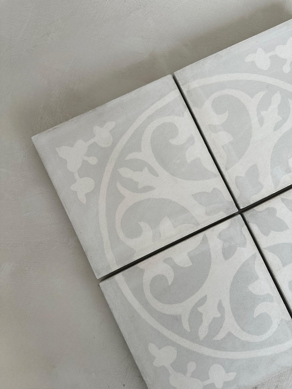 Boîte de carreaux de ciment à motifs