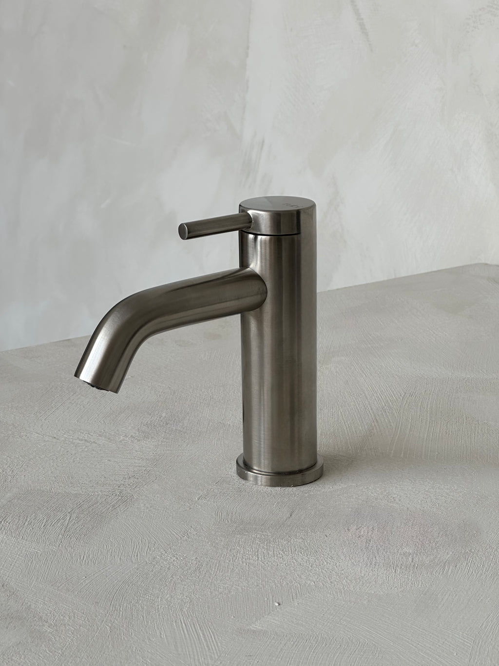 Robinet de lavabo, Inox