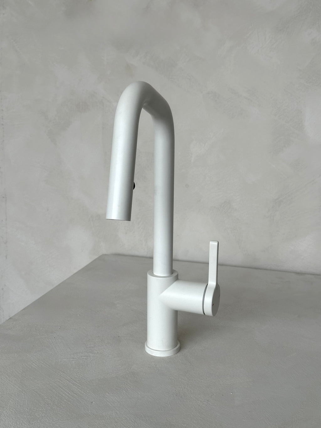 Robinet de cuisine, Blanc mat