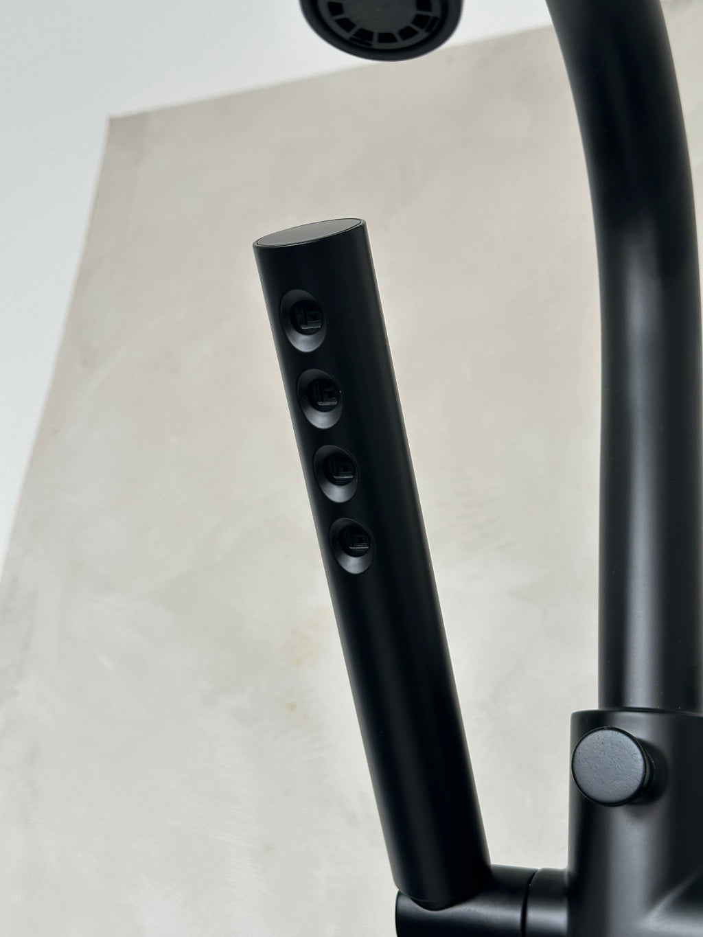 Robinet de plancher pour bain, Noir mat
