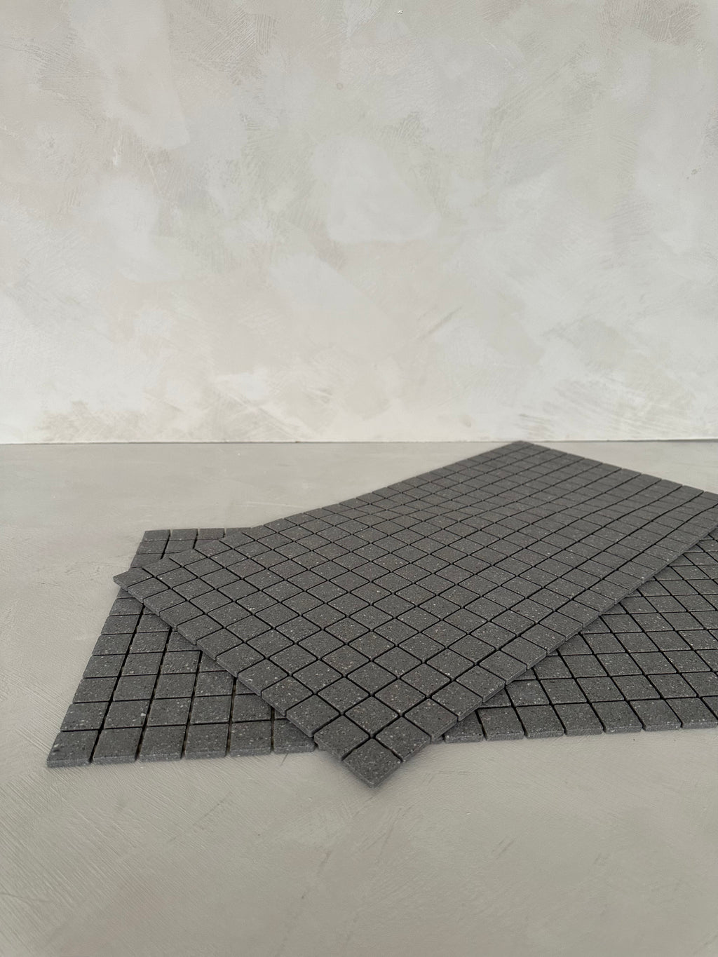 Mosaïque anthracite