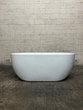 Freestanding bathtub
