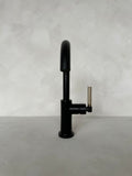 Robinet de bar Litze, noir et or brossé