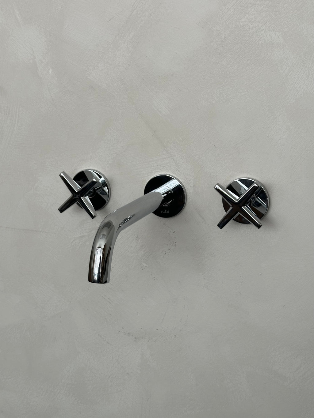 Robinet Lexa Mural Chrome