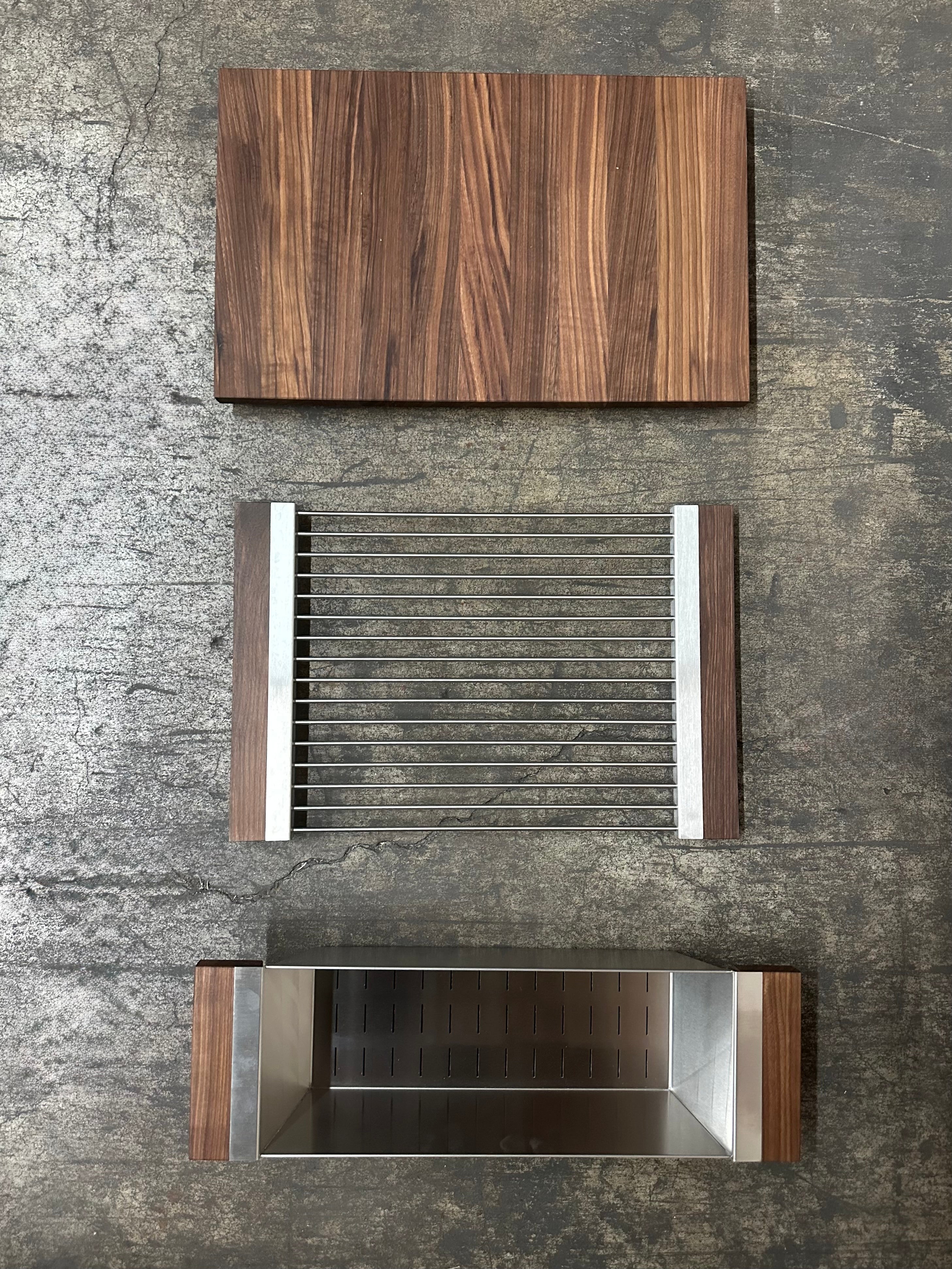 Ensemble d'évier double Smartstation 48po, avec accessoires noyer