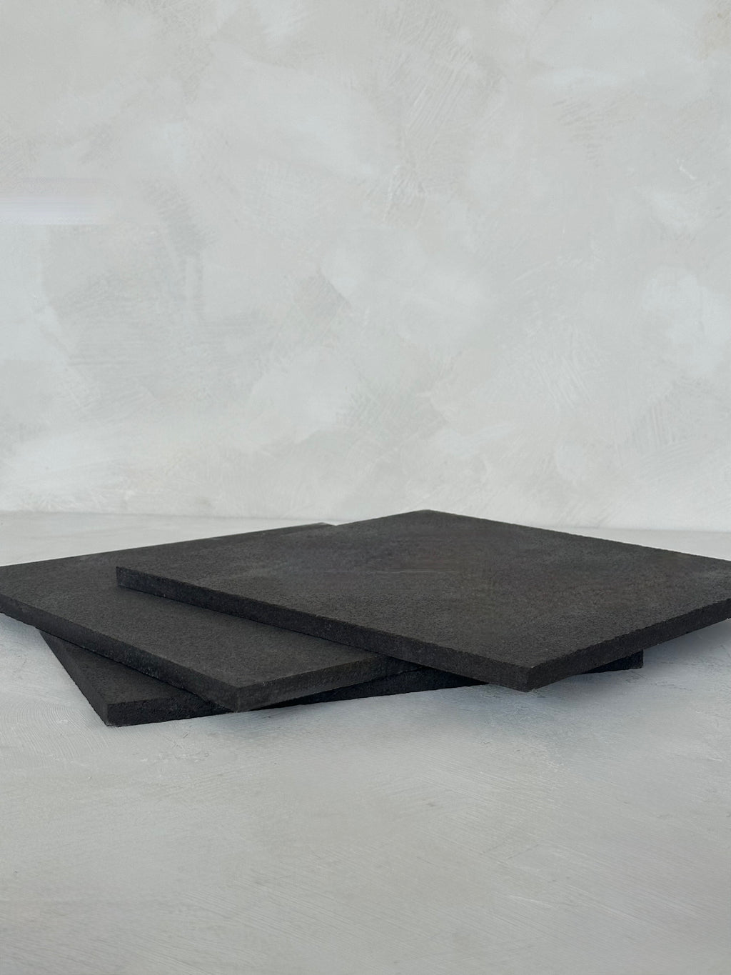 328p2 de carreaux de Travertin 12x12, Anthracite