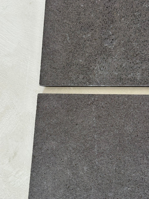 328p2 de carreaux de Travertin 12x12, Anthracite